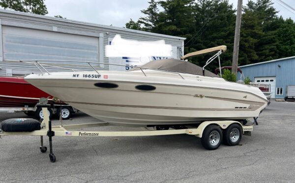 1995 SEA RAY 220 "SIGNATURE SELECT" CUDDY - Image 2