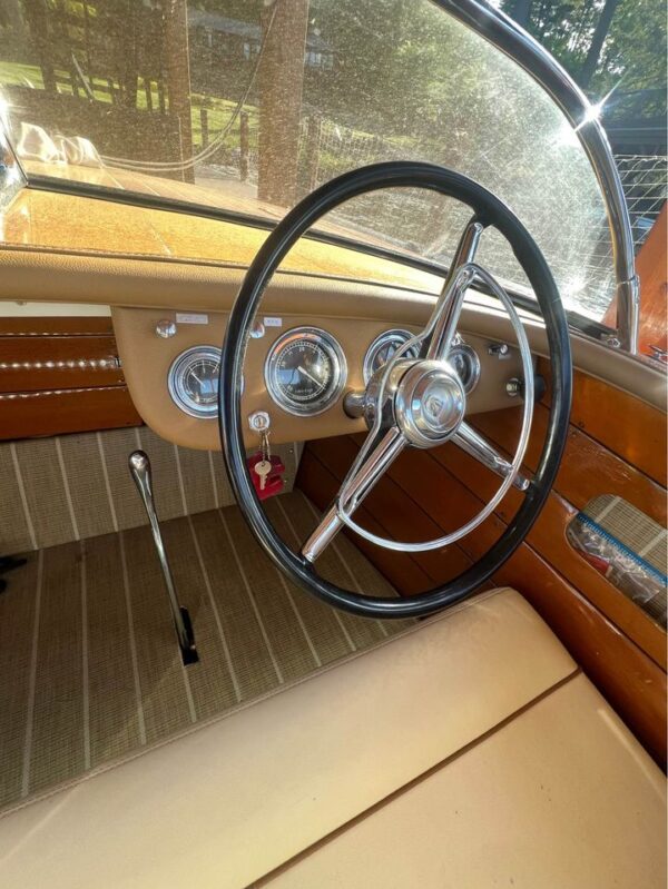 1956 CHRISCRAFT "CAPRI" - Image 12