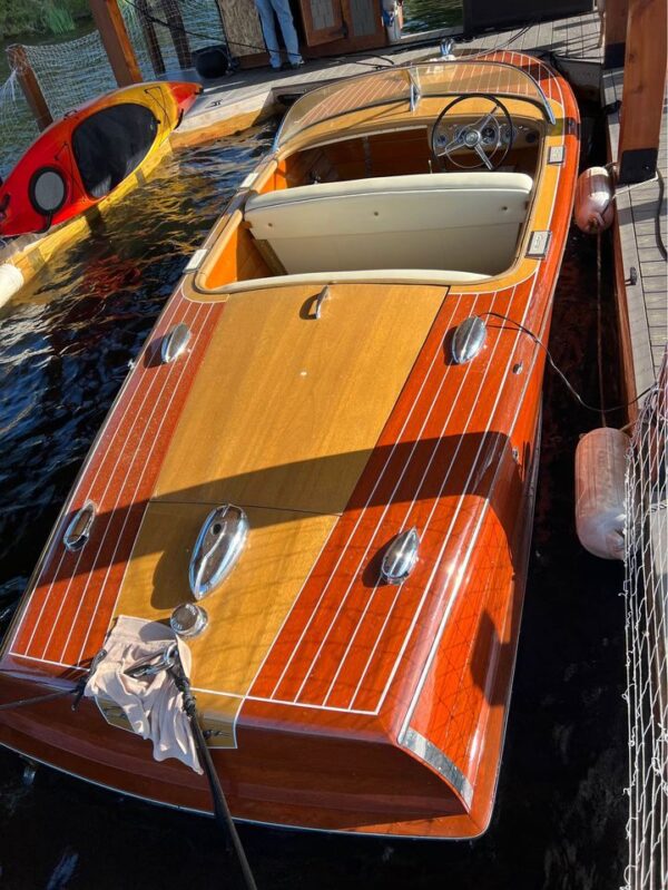 1956 CHRISCRAFT "CAPRI" - Image 5