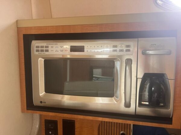 2006 SEA RAY 340 SUNDANCER - Image 21