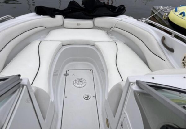 2005 CROWNLINE "240 EX" BOW RIDER/DECK - Image 5