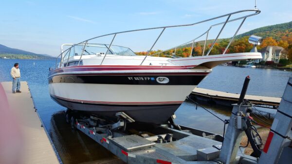 1985 WELLCRAFT MARINE CORP "ST. TROPEZ 3200" - Image 3