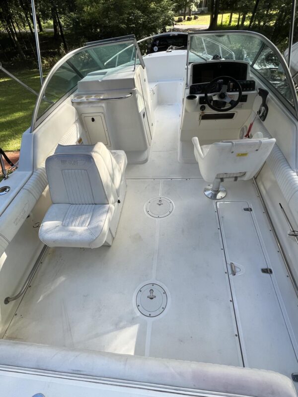 2004 BOSTON WHALER 210 VENTURA,HULL ONLY,,NO ENGINE,, NO TRAILER - Image 14