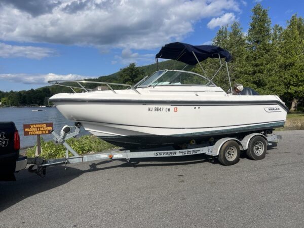 2004 BOSTON WHALER 210 VENTURA,HULL ONLY,,NO ENGINE,, NO TRAILER - Image 2