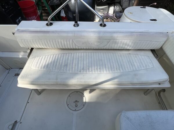 2004 BOSTON WHALER 210 VENTURA,HULL ONLY,,NO ENGINE,, NO TRAILER - Image 8