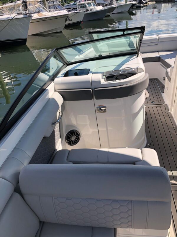 2022 SEA RAY 270 SDX - Image 7