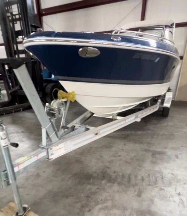 2016 FORMULA 270 BR,,GORGEOUS,,FRESHWATER USE ONLY - Image 5