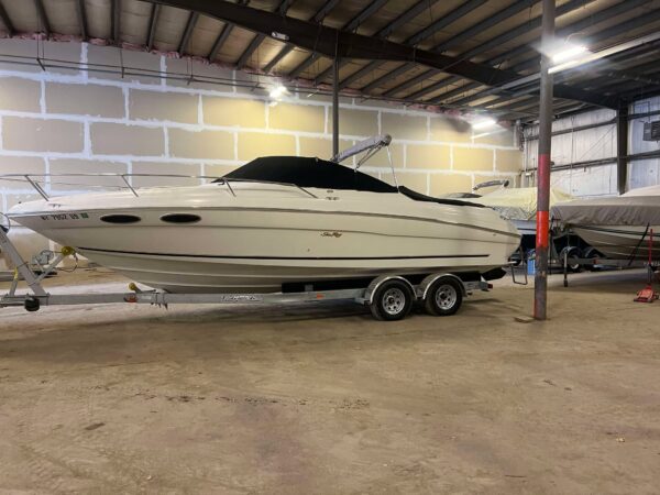 1999 SEA RAY "260 OVERNIGHTER" GORGEOUS CONDITION ! - Image 2