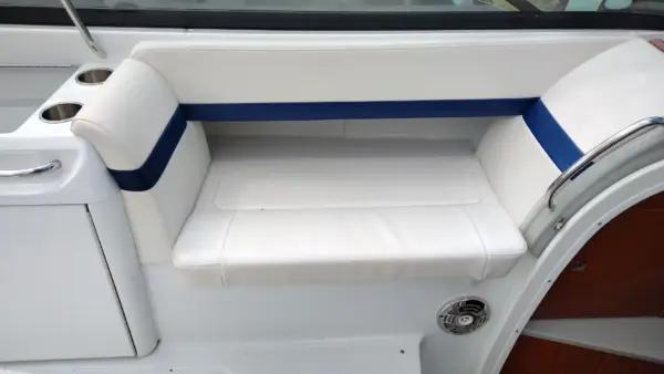 29' FORMULA 290 SS, FRESHWATER USED SINCE NEW !! - Image 7