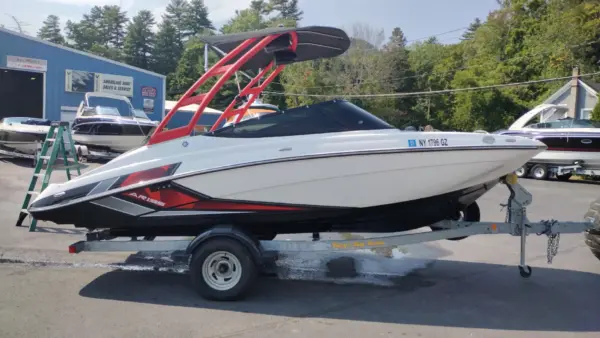2019 YAMAHA AR195