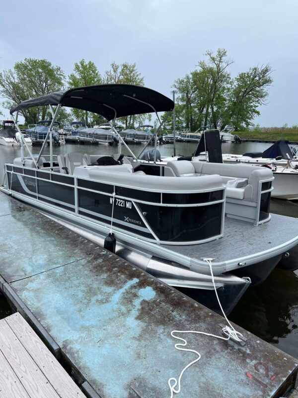 2024 22' GODFREY "SWEETWATER 2286" TRI-TOON, NEW CONDITION - Image 3