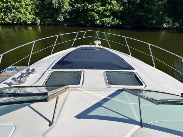 36' SILVERTON "EXPRESS 360" ALL OFFERS ENCOURAGED !! - Image 4
