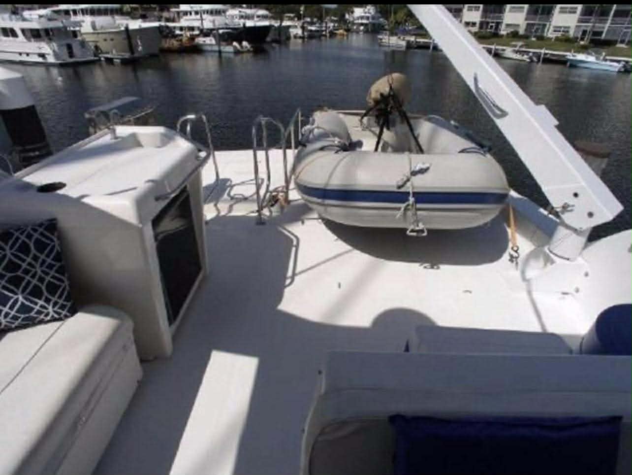 2000 BAYLINER "4788 MOTORYACHT" HUGE PRICE DROP!! - Image 9