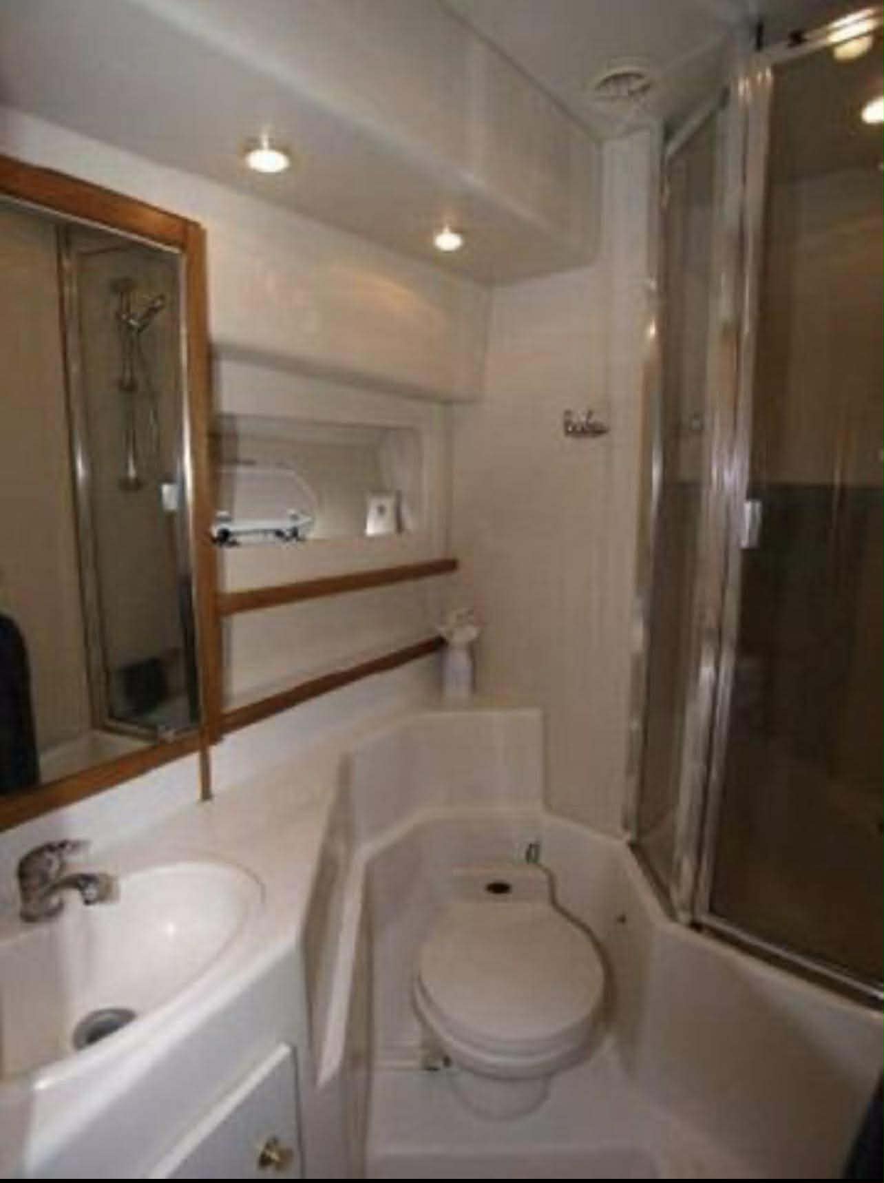 2000 BAYLINER "4788 MOTORYACHT" HUGE PRICE DROP!! - Image 31